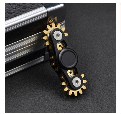 Brinquedo Anti-Stress <Br>Girador De Mão Em Metal
