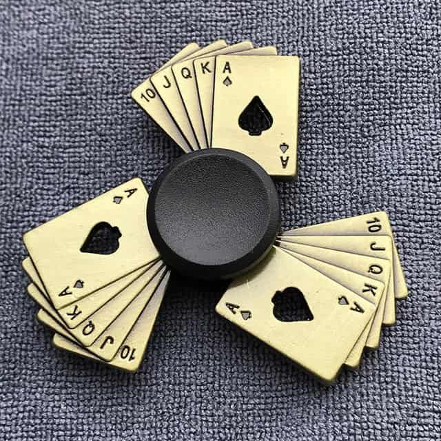 Hand Spinner <Br>Jogo De Cartas